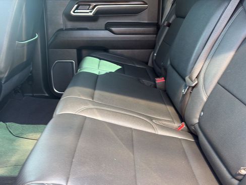 Used 2023 GMC Sierra 1500 SLT w/ X31 Off-Road Package AWD/4WD image 26