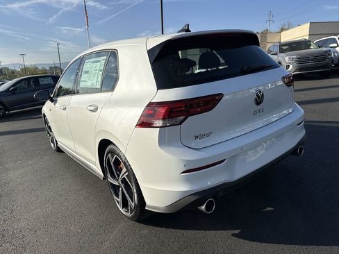 New 2026 Volkswagen GTI SE FWD image 3