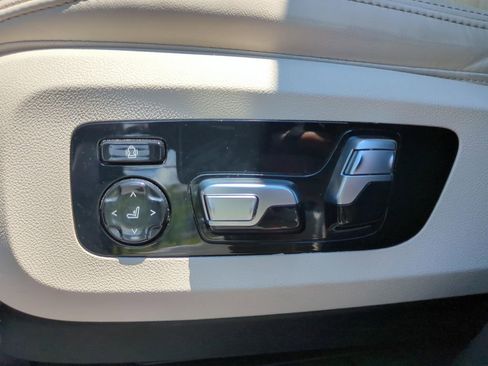 Used 2022 BMW X5 M50i AWD/4WD image 15