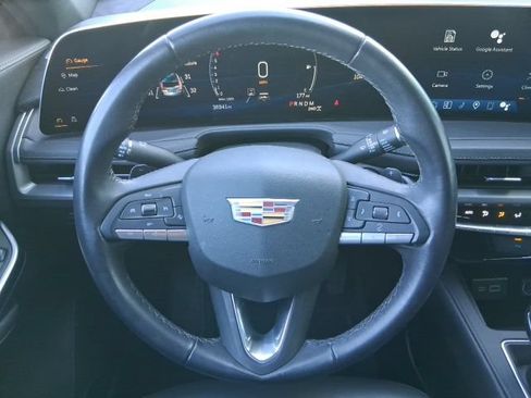 Used 2025 Cadillac XT4 Premium Luxury AWD/4WD image 10