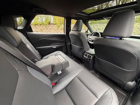 Used 2025 Lexus RX 350 Premium FWD image 17