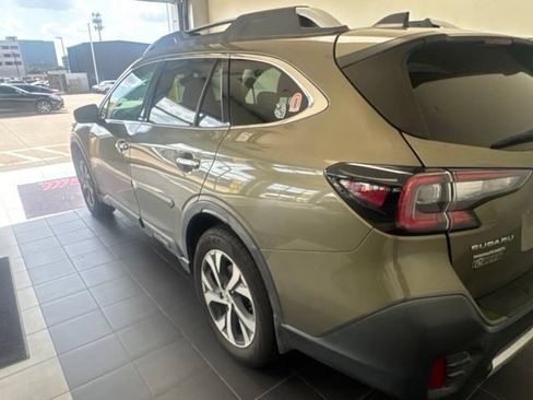 Used 2020 Subaru Outback Touring w/ Popular Package #2 AWD/4WD image 8