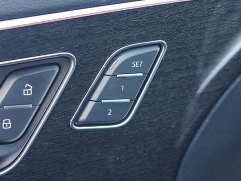 Used 2023 Audi Q7 3.0T Prestige w/ Prestige Package image 42