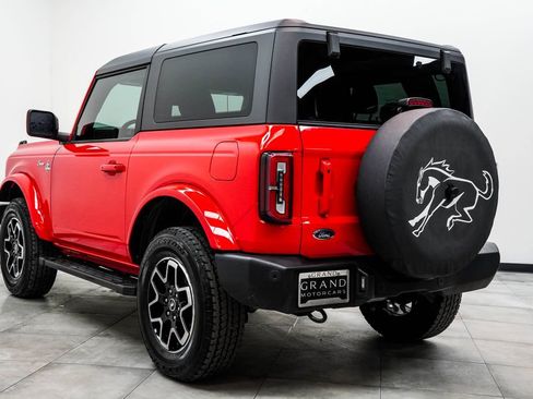 Used 2023 Ford Bronco Outer Banks AWD/4WD image 11