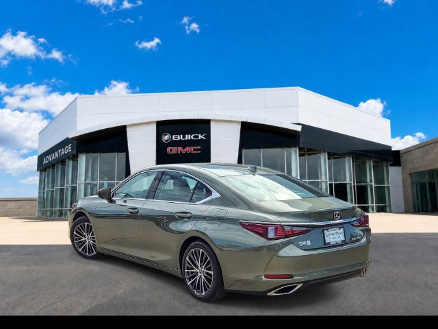 Used 2025 Lexus ES 350 w/ Premium Package FWD image 6