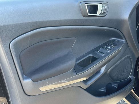 Used 2019 Ford EcoSport SE w/ SE Convenience Package image 22