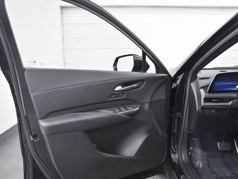 Certified 2024 Cadillac XT4 Sport w/ LPO, Floor Liner Package image 9