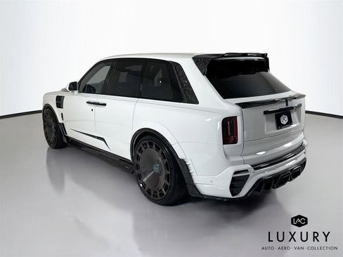Used 2026 Rolls-Royce Cullinan AWD/4WD image 8
