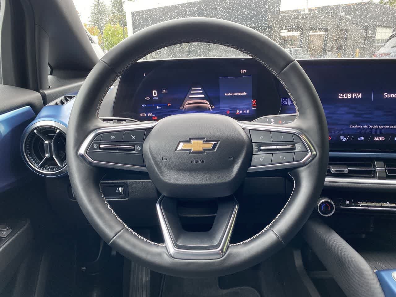 Used 2024 Chevrolet Equinox EV LT FWD image 19