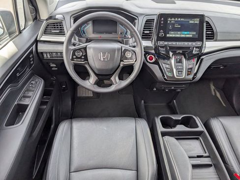 Used 2024 Honda Odyssey Touring image 13