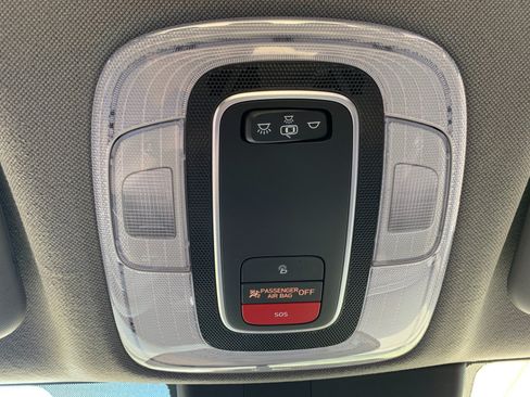 Used 2023 Hyundai Elantra SEL FWD image 18