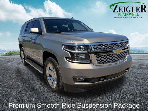 Used 2017 Chevrolet Tahoe LT w/ LT Signature Package AWD/4WD image 8