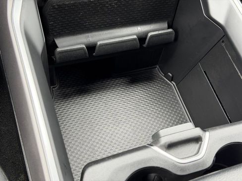 Used 2021 RAM 1500 Big Horn image 15