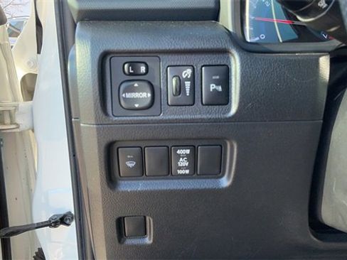 Used 2019 Toyota 4Runner Limited image 26