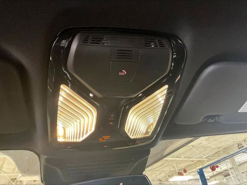 Certified 2025 BMW X5 M60i w/ Executive Package image 35