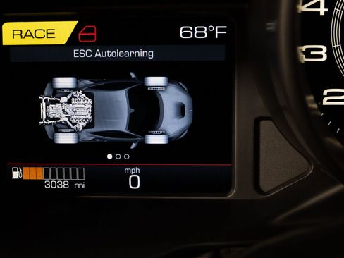 Used 2022 Ferrari F8 Tributo RWD image 33