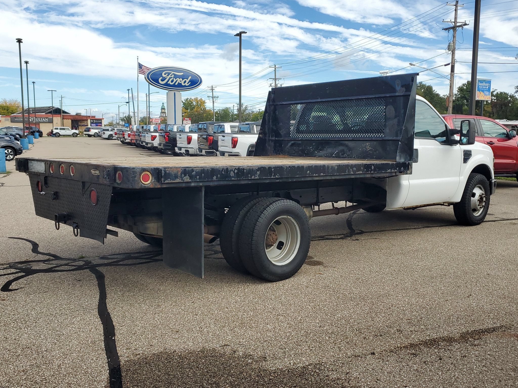 Used 2009 Ford F350 XL RWD image 4