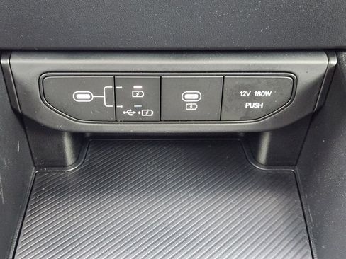 New 2026 Kia K4 FWD image 17