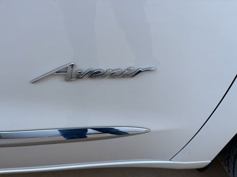 Used 2024 Buick Enclave Avenir w/ Avenir Technology Package image 4