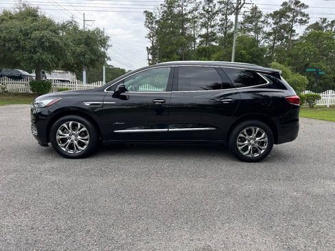 Used 2018 Buick Enclave Avenir AWD/4WD image 3
