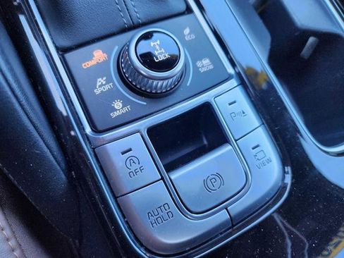 Used 2020 Kia Telluride SX w/ SX Prestige Package image 31