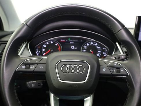 Used 2023 Audi Q5 2.0T Premium w/ Convenience Package AWD/4WD image 14