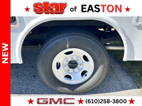 New 2025 GMC Savana 3500 w/ Power Convenience Package image 21