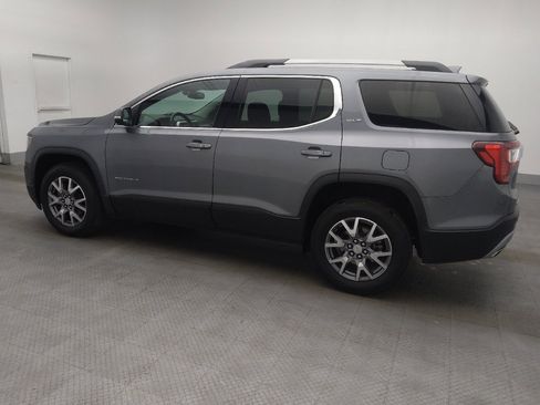 Used 2020 GMC Acadia SLT w/ Driver Alert Package II image 3