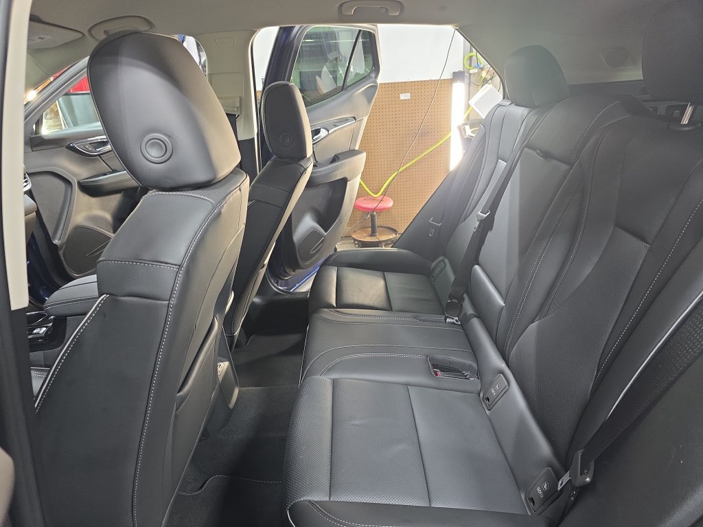 Used 2023 Buick Envision Essence AWD/4WD image 13