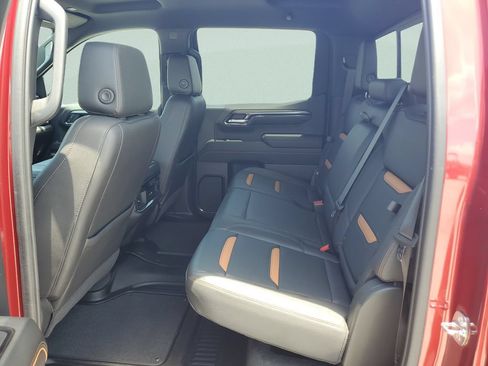 Used 2023 GMC Sierra 1500 AT4 w/ AT4 Premium Package AWD/4WD image 11