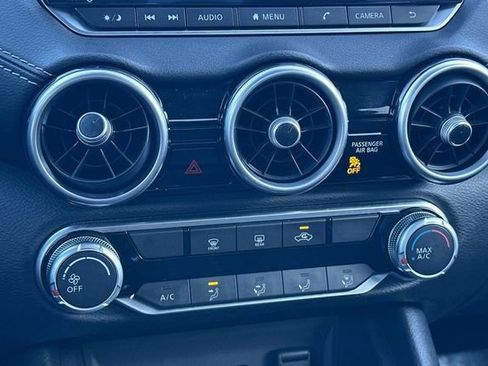 Used 2024 Nissan Sentra SV image 22