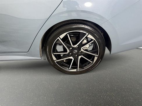 Certified 2025 Nissan Sentra SR w/ SR Premium Package FWD image 30