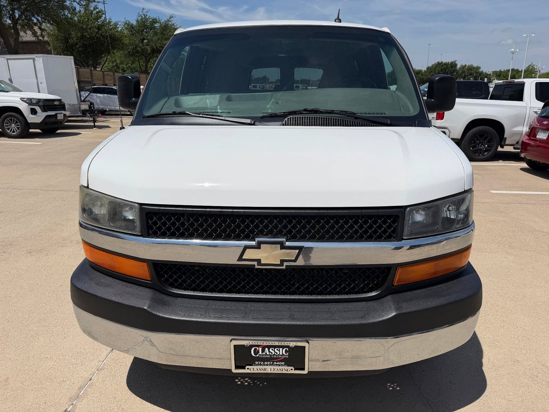 Used 2015 Chevrolet Express 2500 LT w/ LT Preferred Equipment Group RWD image 8