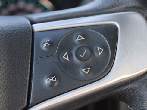 Used 2018 GMC Sierra 1500 SLE w/ SLE Value Package image 29