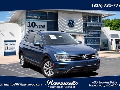 Used 2018 Volkswagen Tiguan SE w/ Panoramic Sunroof Package