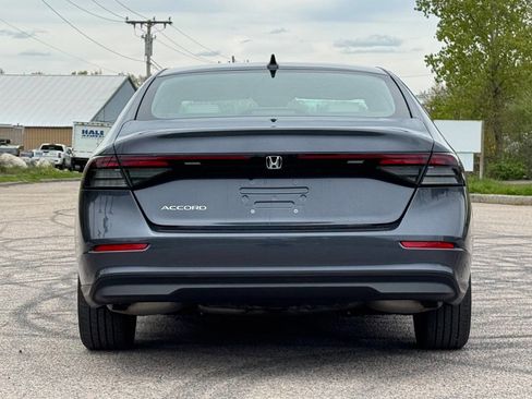 Used 2024 Honda Accord EX image 4