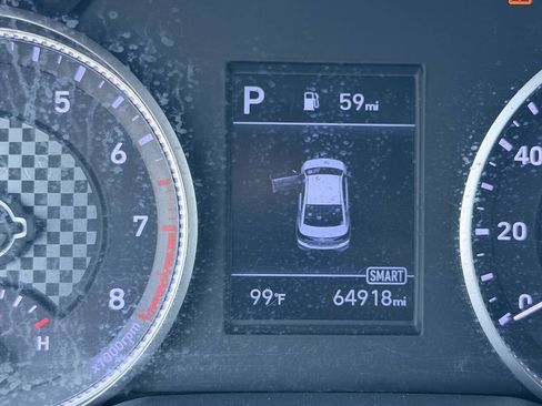 Used 2020 Hyundai Elantra SE FWD image 40
