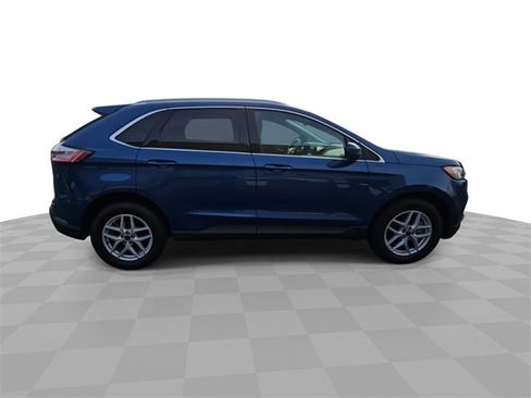 Used 2022 Ford Edge SEL w/ Convenience Package image 9