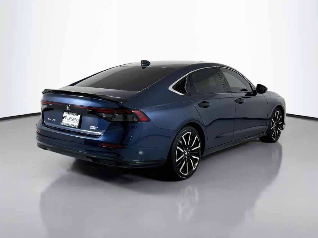 Used 2025 Honda Accord Touring image 6