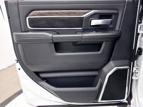 Used 2021 RAM 2500 Laramie image 26
