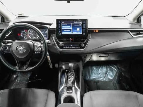Certified 2022 Toyota Corolla LE image 13