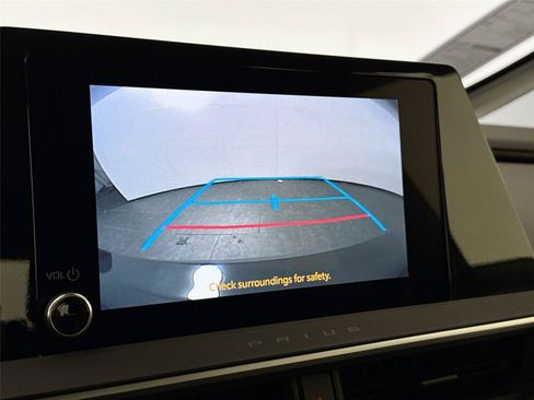 Certified 2023 Toyota Prius LE FWD image 22