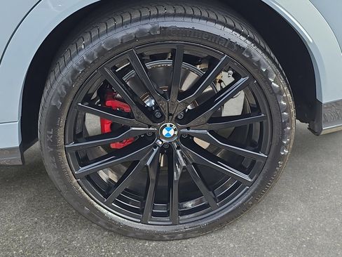 Used 2025 BMW X6 xDrive40i image 32