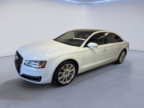 Used 2016 Audi A8 L TDI w/ Executive Package image 3