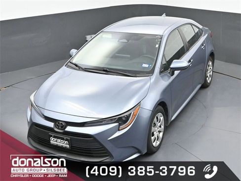 Used 2023 Toyota Corolla LE image 19
