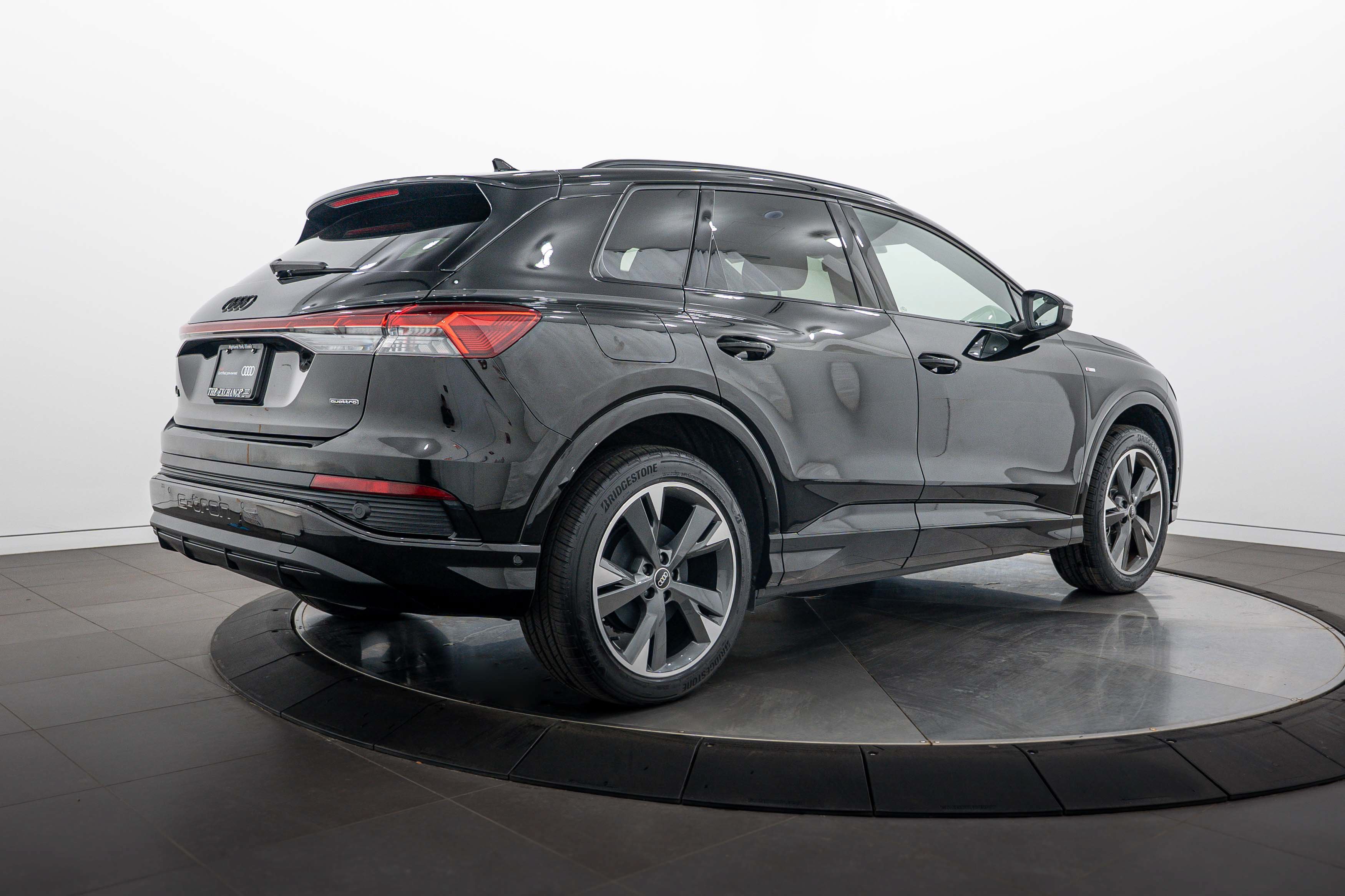 Certified 2023 Audi Q4 e-tron Premium Plus w/ Premium Plus AWD/4WD image 4