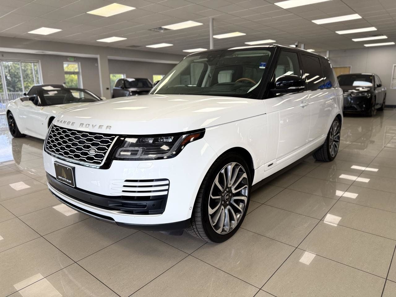 Used 2020 Land Rover Range Rover Long Wheelbase HSE AWD/4WD image 8