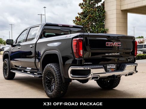 Used 2024 GMC Sierra 1500 SLT w/ SLT Premium Plus Package AWD/4WD image 7
