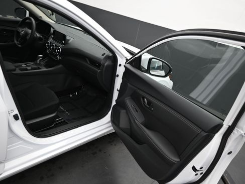 Certified 2025 Nissan Sentra S image 11