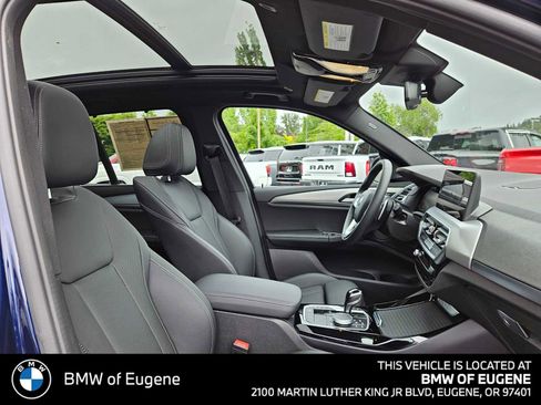 Used 2024 BMW X3 xDrive30i w/ Premium Package AWD/4WD image 11